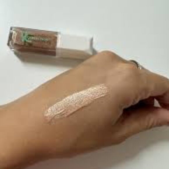 YC Collection - Highlighter Cream - Picture 3 of 3